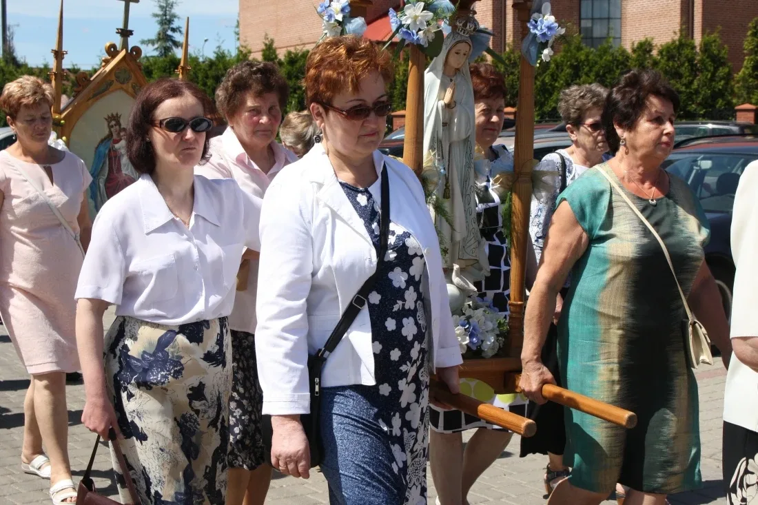 Procesje Bożego Ciała przeszły ulicami miasta (zdjęcia)