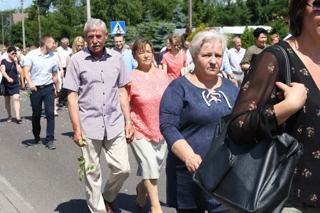 Procesje Bożego Ciała przeszły ulicami miasta (zdjęcia)