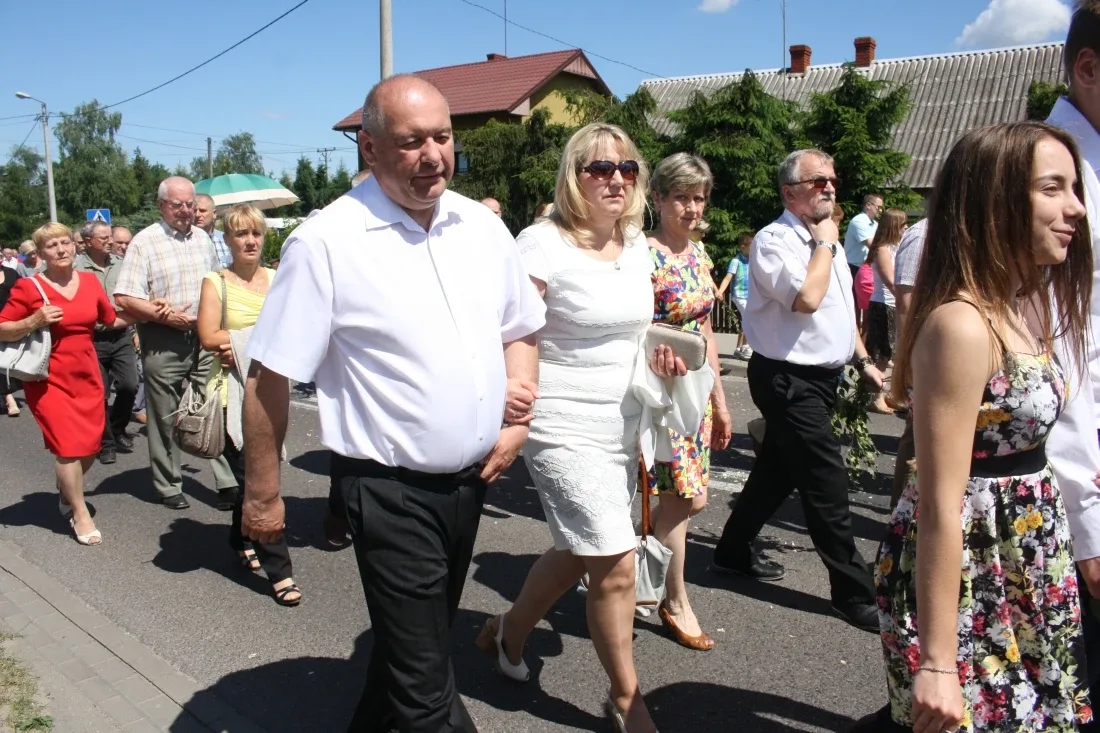 Procesje Bożego Ciała przeszły ulicami miasta (zdjęcia)