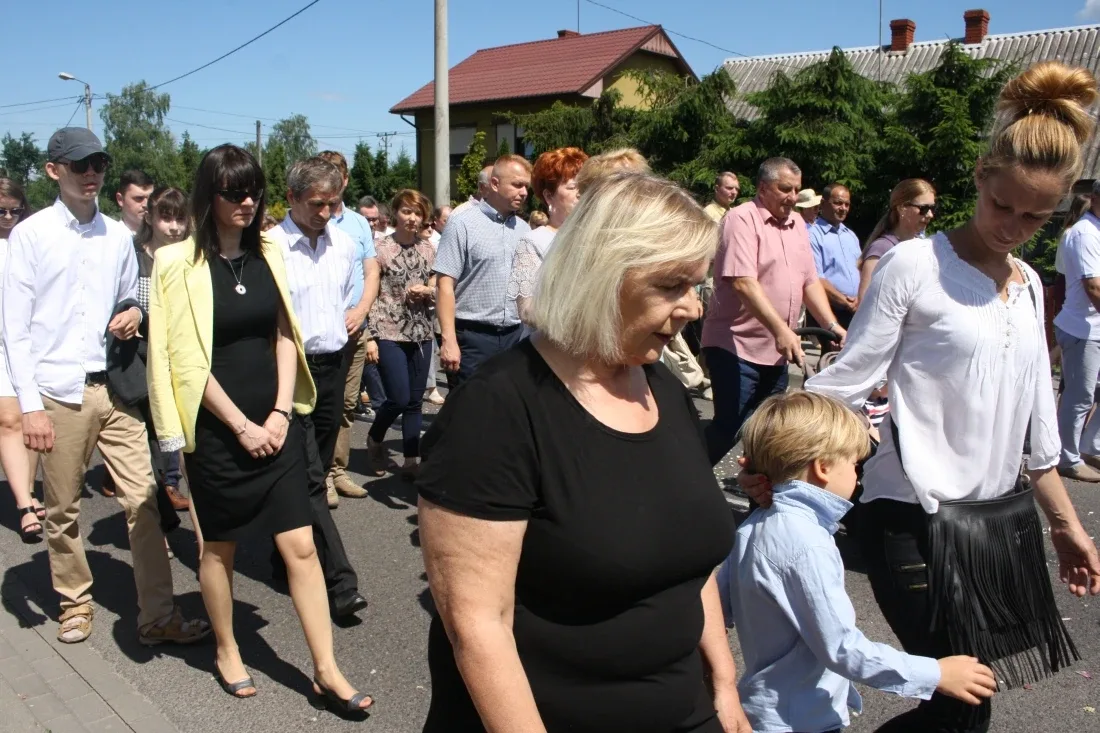 Procesje Bożego Ciała przeszły ulicami miasta (zdjęcia)