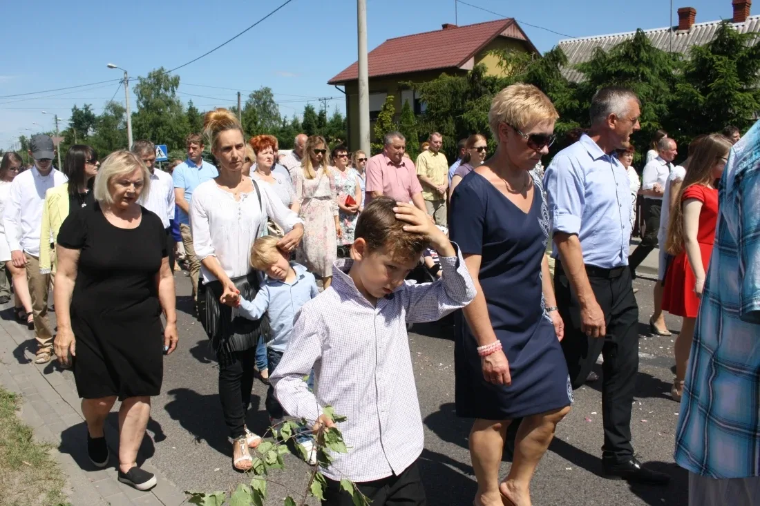 Procesje Bożego Ciała przeszły ulicami miasta (zdjęcia)