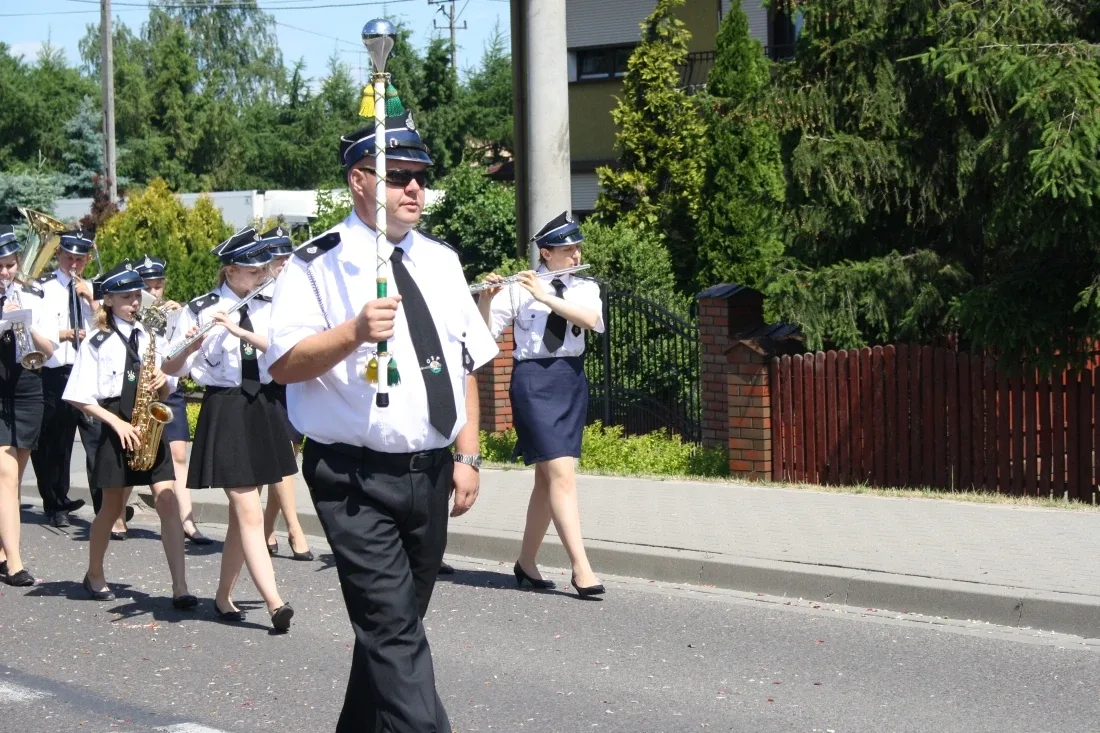 Procesje Bożego Ciała przeszły ulicami miasta (zdjęcia)