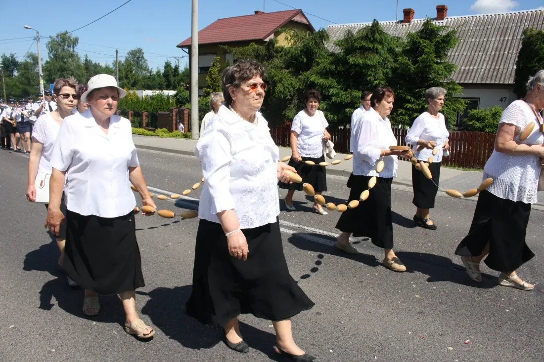 Procesje Bożego Ciała przeszły ulicami miasta (zdjęcia)
