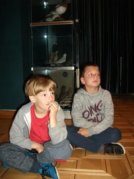 Podopieczni "Jedynki" w teatrze i muzeum (zdjęcia)
