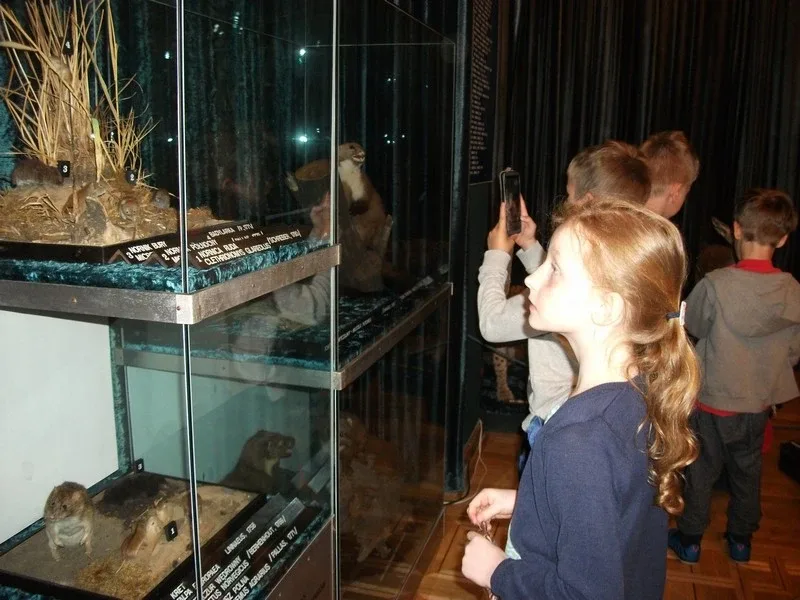 Podopieczni "Jedynki" w teatrze i muzeum (zdjęcia)