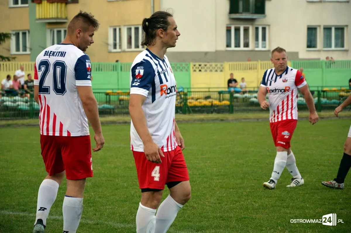 Ostrovia uległa Błękitnym Raciąż (zdjęcia, wideo)
