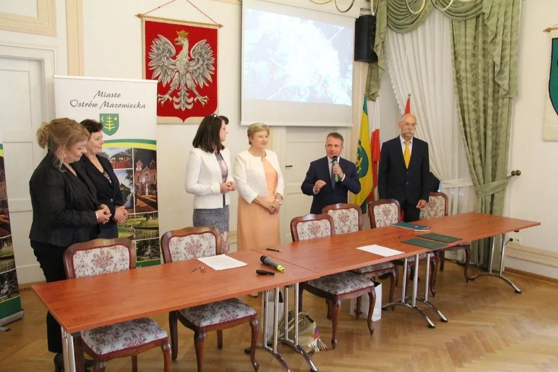 Podpisano umowę na dofinansowanie budowy ścieżek rowerowych w Ostrowi Mazowieckiej