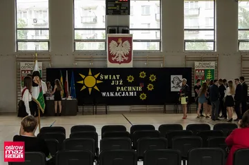 Zakończenie roku szkolnego w ostrowskim liceum (zdjęcia)