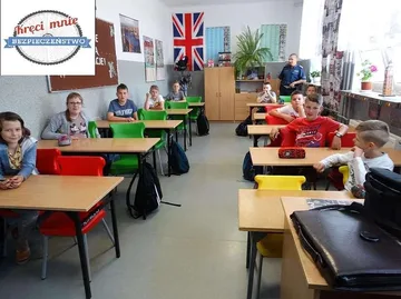 Policjanci przeprowadzili egzamin na kartę rowerową (zdjęcia)