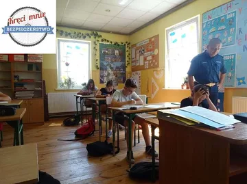 Policjanci przeprowadzili egzamin na kartę rowerową (zdjęcia)