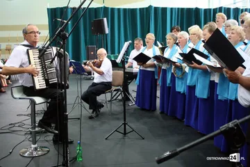 Uroczyste zakończenie roku studentów UTW (zdjęcia)