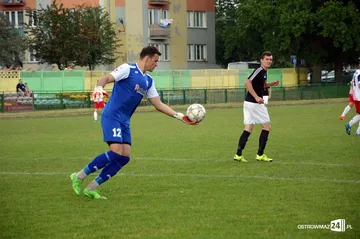 Ostrovia uległa Błękitnym Raciąż (zdjęcia, wideo)