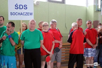 14 drużyn ŚDS rywalizowało o puchar burmistrza w tenisie stołowym (zdjęcia)