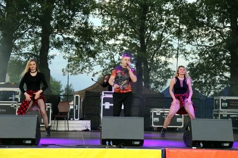 Małkińska Noc Świętojańska 2017: FireMAN z "Wariatką" na scenie (zdjęcia, wideo)
