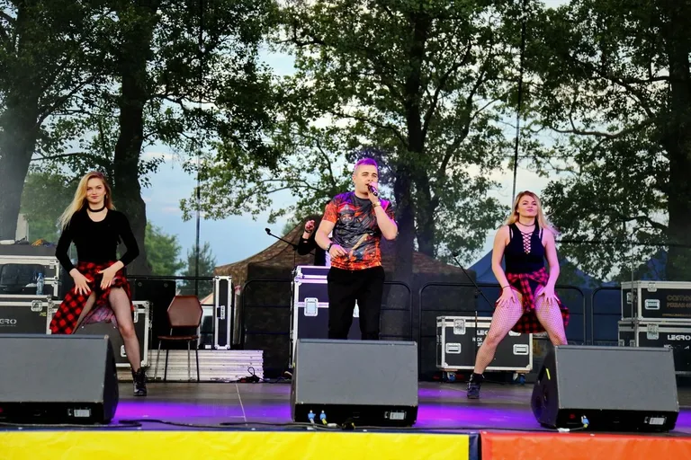 Małkińska Noc Świętojańska 2017: FireMAN z "Wariatką" na scenie (zdjęcia, wideo)