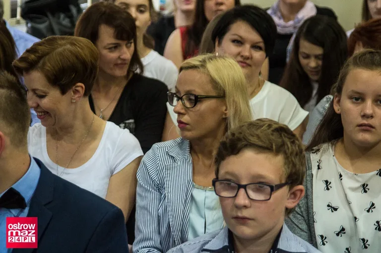 Zakończenie roku szkolnego w ostrowskiej "Czwórce" (zdjęcia)