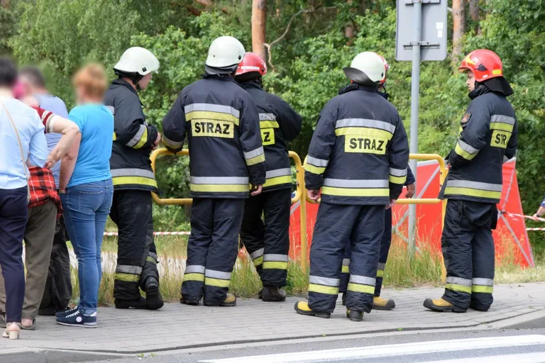 Śmiertelny wypadek na drodze krajowej nr 60 (zdjęcia)