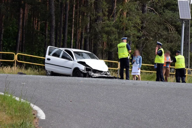 Śmiertelny wypadek na drodze krajowej nr 60 (zdjęcia)