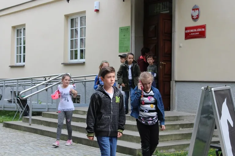 Uczniowie "Jedynki" zwiedzali Warszawę (zdjęcia)