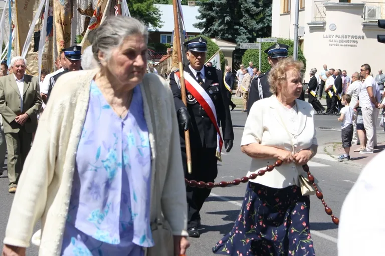 Procesje Bożego Ciała przeszły ulicami miasta (zdjęcia)