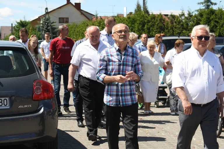 Procesje Bożego Ciała przeszły ulicami miasta (zdjęcia)