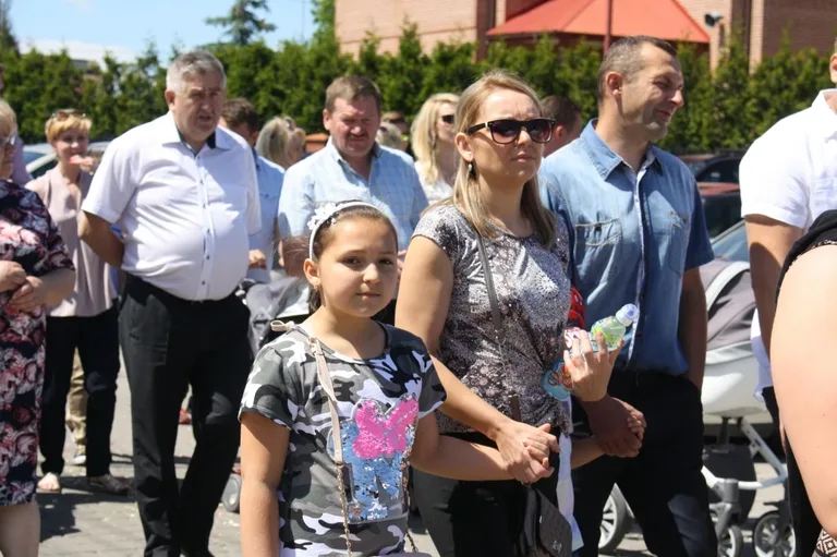 Procesje Bożego Ciała przeszły ulicami miasta (zdjęcia)