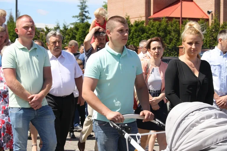 Procesje Bożego Ciała przeszły ulicami miasta (zdjęcia)
