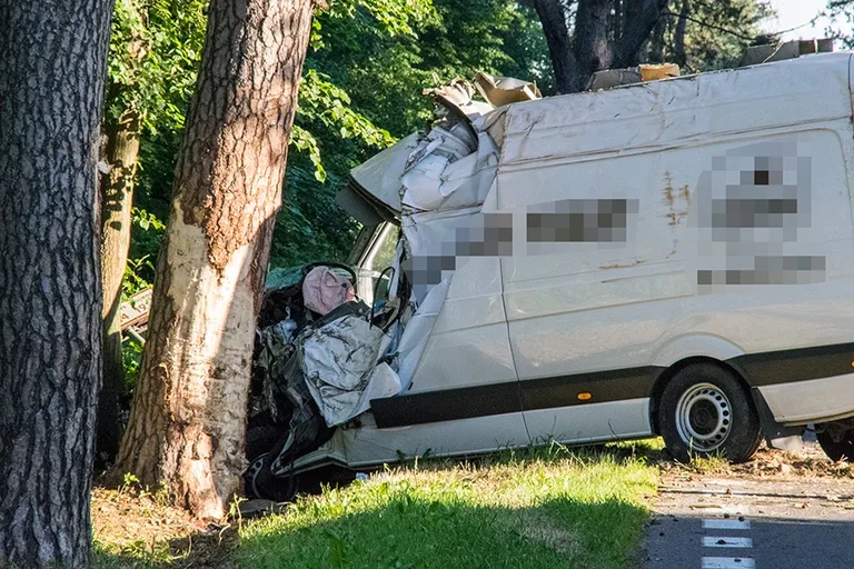 Śmiertelny wypadek na trasie Ostrów Mazowiecka-Ostrołęka (zdjęcia)