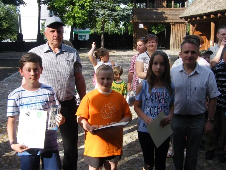Ostrowscy wędkarze dzieciom (zdjęcia)