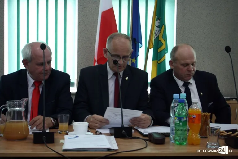 Jednogłośne absolutorium dla wójta Waldemara Brzostka (zdjęcia)