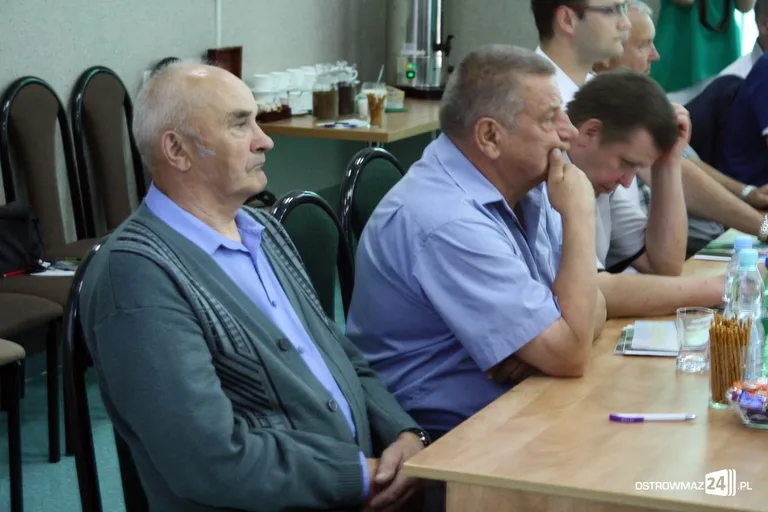 Jednogłośne absolutorium dla wójta Waldemara Brzostka (zdjęcia)