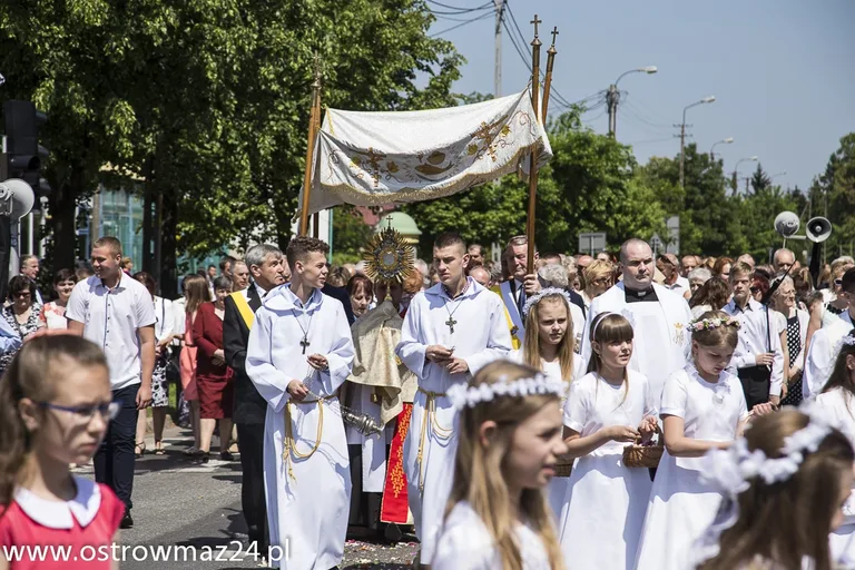 W czwartek święto Bożego Ciała. Zobacz plan nabożeństw