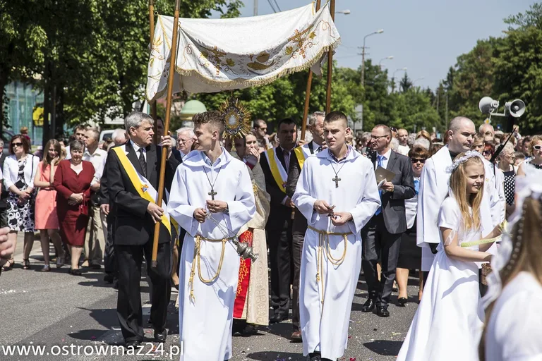 W czwartek święto Bożego Ciała. Zobacz plan nabożeństw