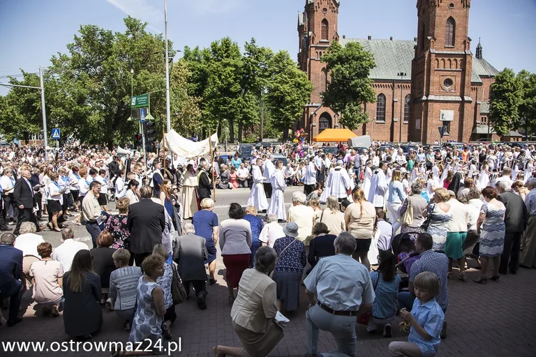 W czwartek święto Bożego Ciała. Zobacz plan nabożeństw 