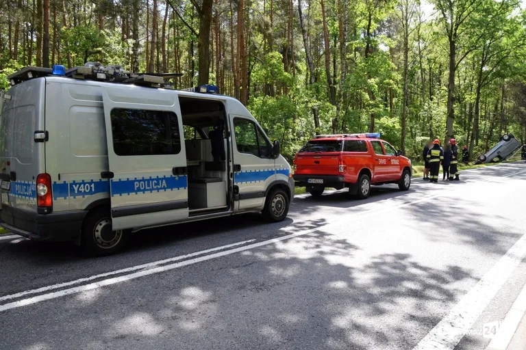Zderzenie fiata z kią na trasie Ostrów Mazowiecka-Ostrołęka (zdjęcia)