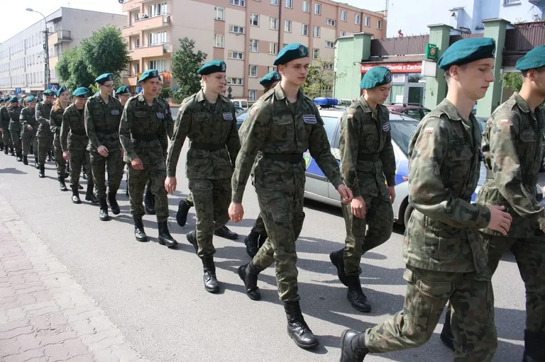 Święto 18 Pułku Artylerii Lekkiej (zdjęcia)