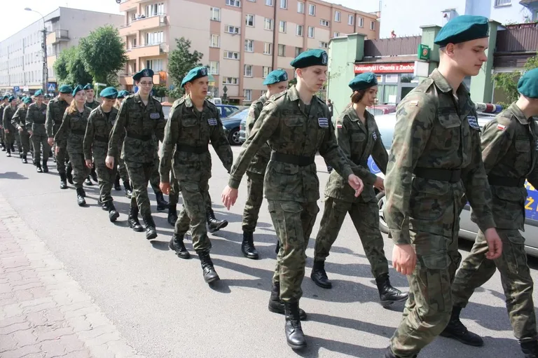 Święto 18 Pułku Artylerii Lekkiej (zdjęcia)