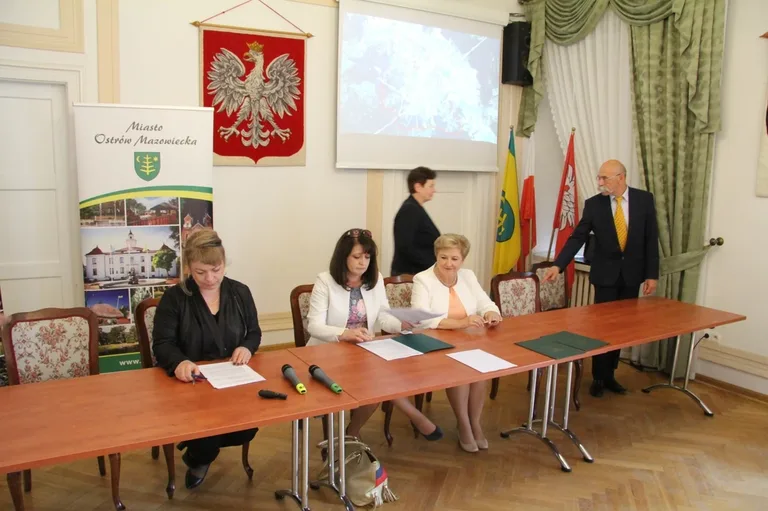 Podpisano umowę na dofinansowanie budowy ścieżek rowerowych w Ostrowi Mazowieckiej