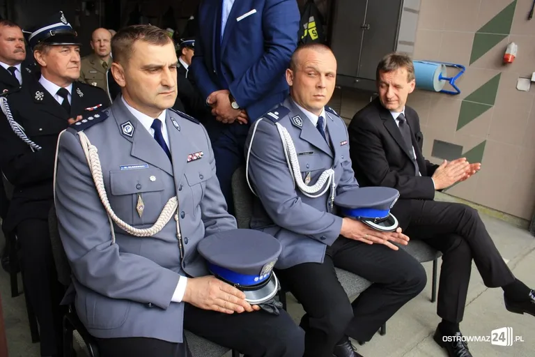 Dzień Strażaka: odznaczenia i awanse (zdjęcia)