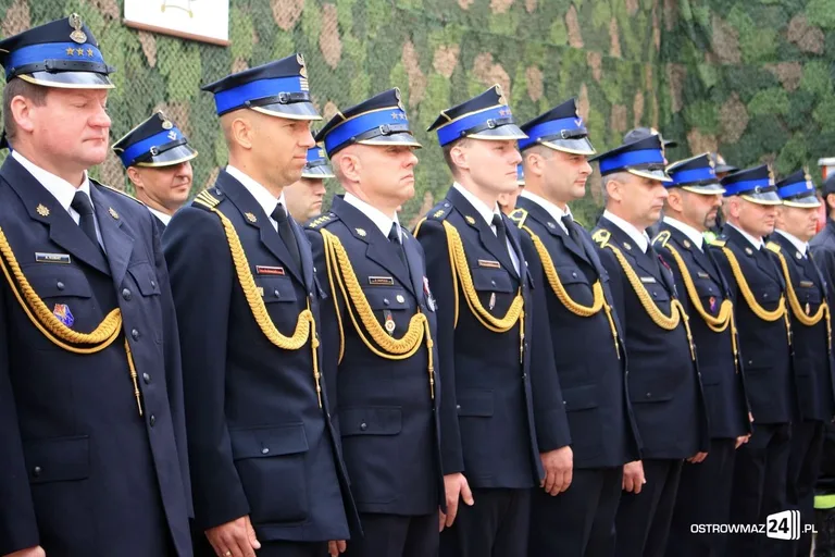 Dzień Strażaka: odznaczenia i awanse (zdjęcia)