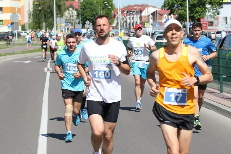 XXIII Półmaraton Kurpiowski z "Ostrów Biega" (zdjęcia, wideo)