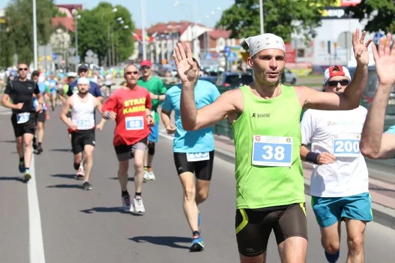 XXIII Półmaraton Kurpiowski z "Ostrów Biega" (zdjęcia, wideo)