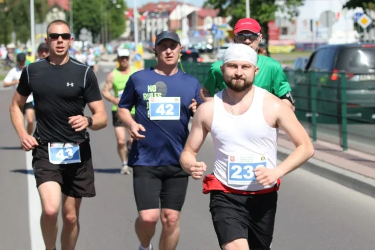 XXIII Półmaraton Kurpiowski z "Ostrów Biega" (zdjęcia, wideo)