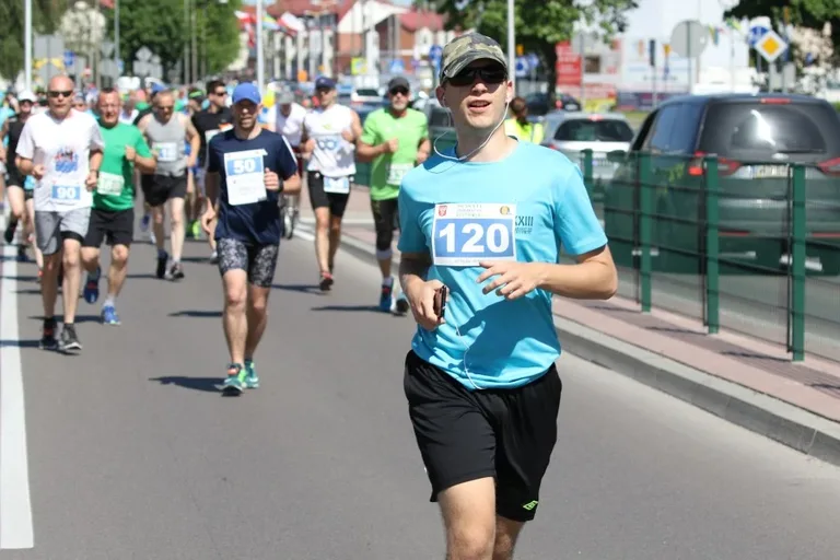 XXIII Półmaraton Kurpiowski z "Ostrów Biega" (zdjęcia, wideo)