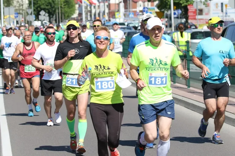XXIII Półmaraton Kurpiowski z "Ostrów Biega" (zdjęcia, wideo)