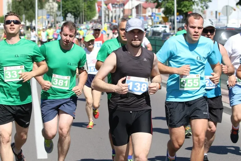 XXIII Półmaraton Kurpiowski z "Ostrów Biega" (zdjęcia, wideo)