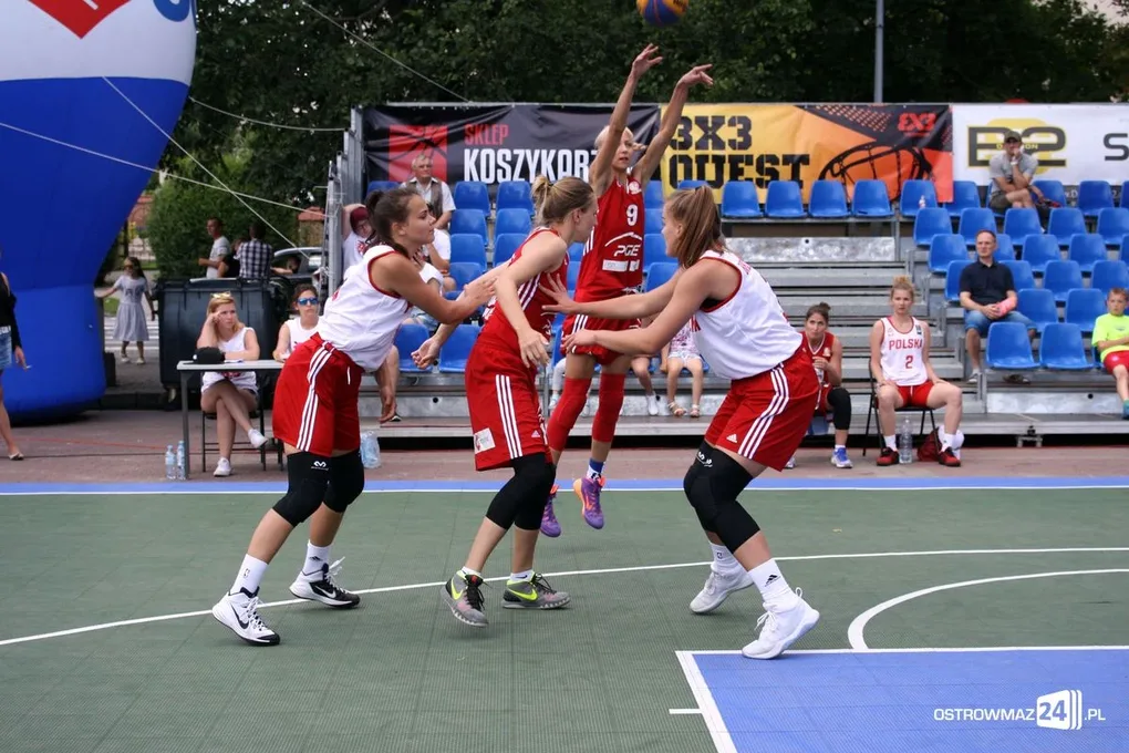 Koszykówka 3x3: zacięte rywalizacje kobiet i mężczyzn U-18 (zdjęcia)