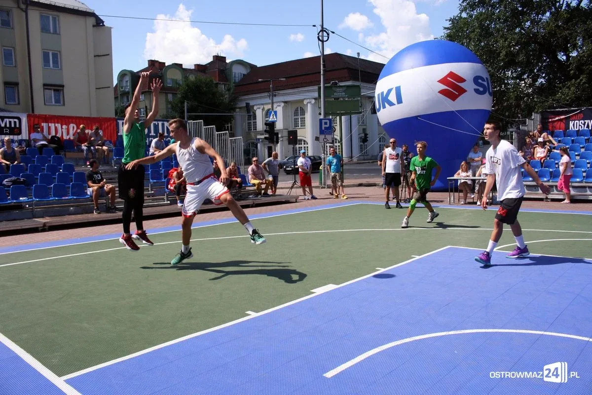 Koszykówka 3x3: zacięte rywalizacje kobiet i mężczyzn U-18 (zdjęcia)