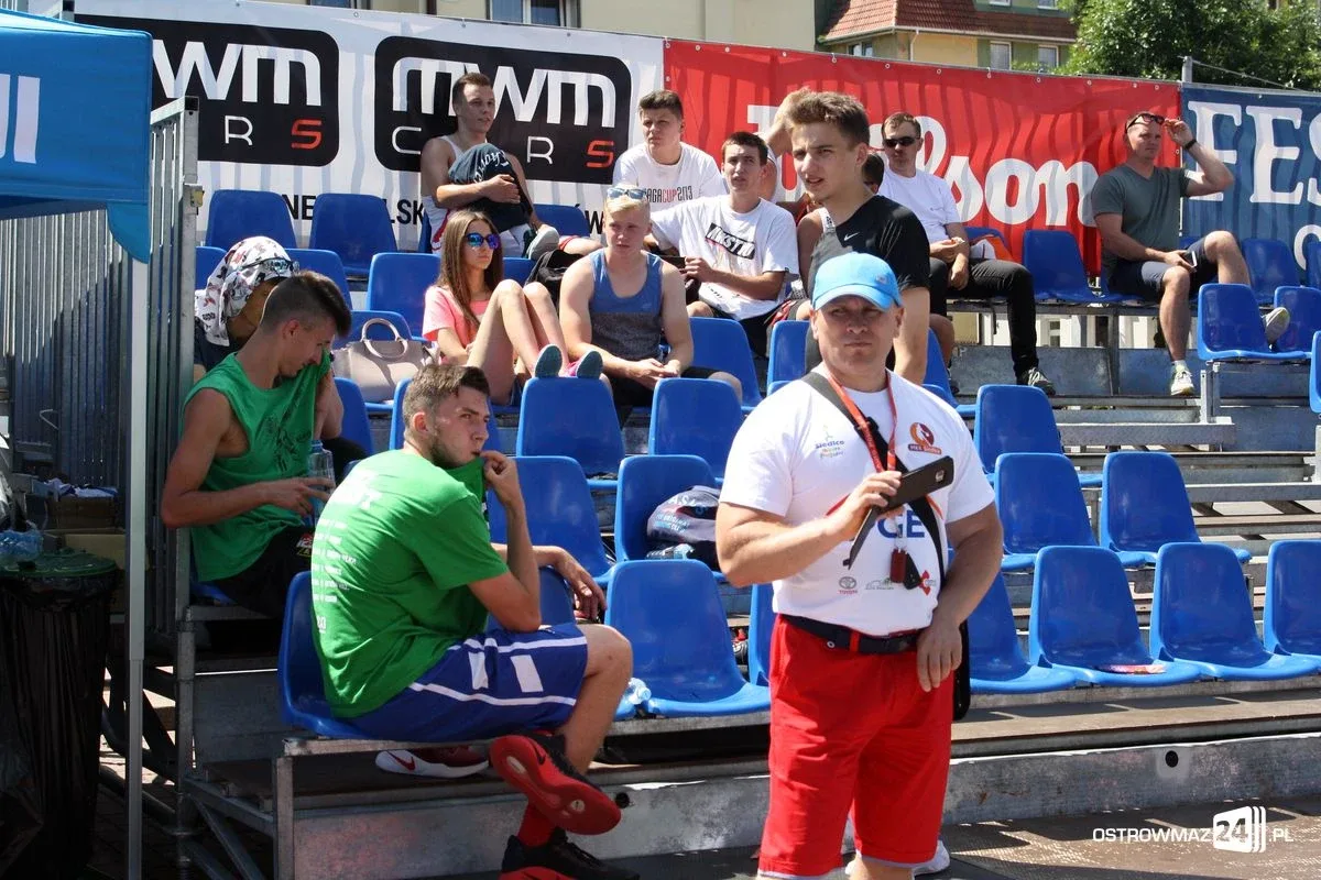 Koszykówka 3x3: zacięte rywalizacje kobiet i mężczyzn U-18 (zdjęcia)