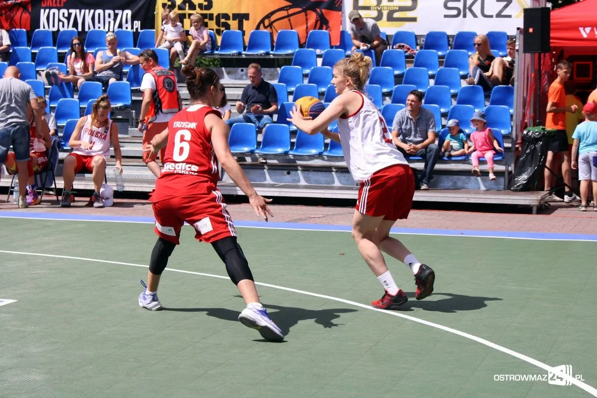 Koszykówka 3x3: zacięte rywalizacje kobiet i mężczyzn U-18 (zdjęcia)